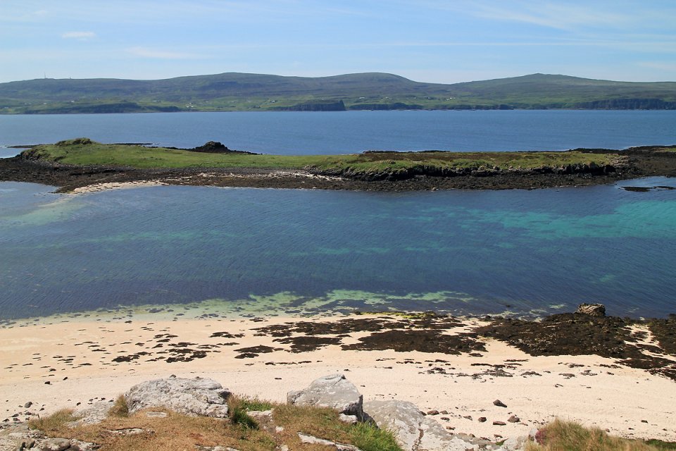 Coral beach : une plage qui porte bien son nom
