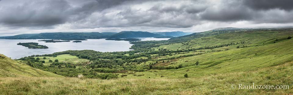 Panorama sur le Loch Lomond en Ecosse