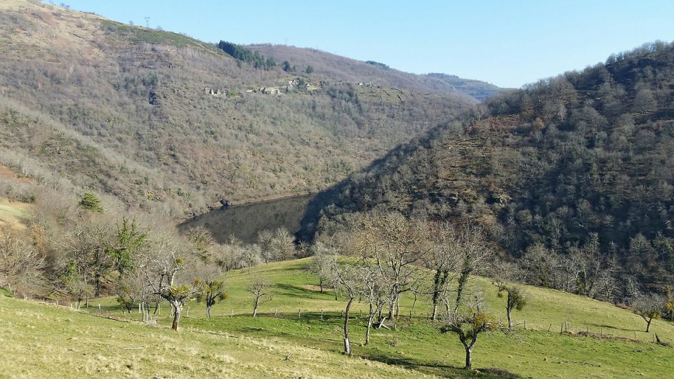 Le lac passe juste en bas 