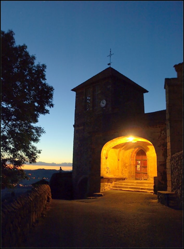Porche de l'glise St Maurice
