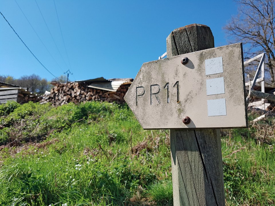 Le panneau du PR11  ct du village