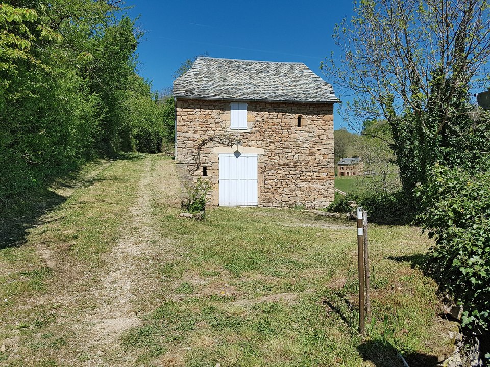 Ca grimpe en direction de jolis btiments restaurs
