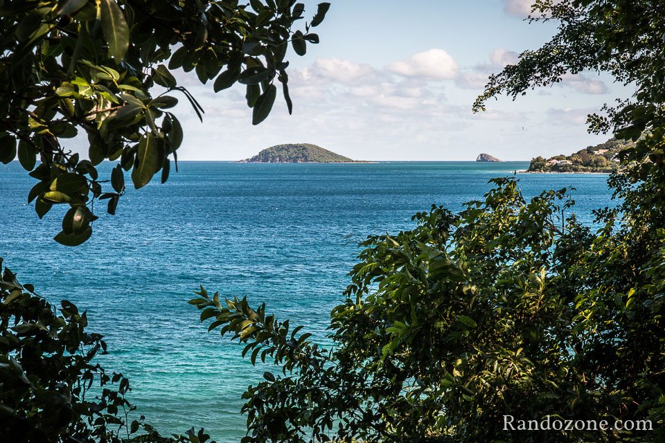 Nous voici sur la plage de Grande Anse