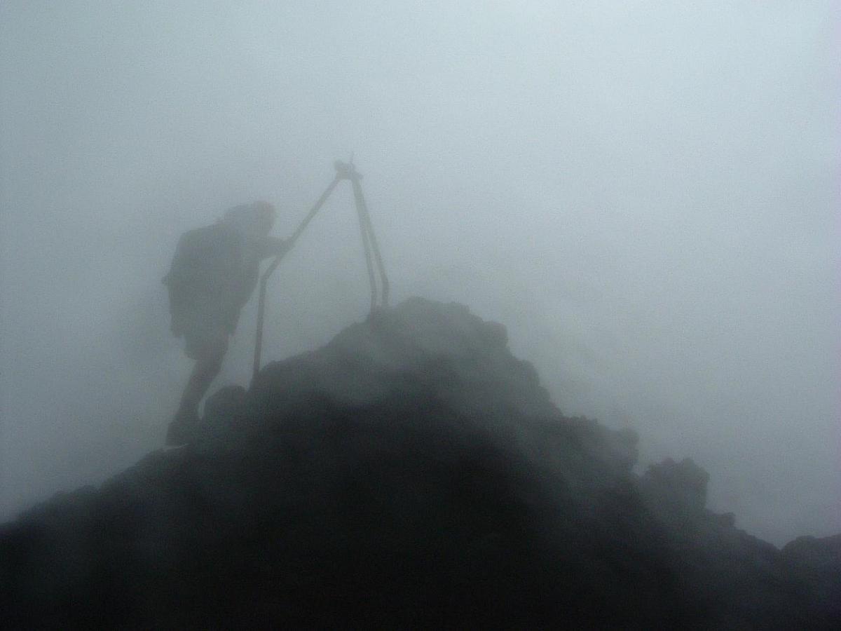 Piton de la Fournaise : Sommet du cratre Bory