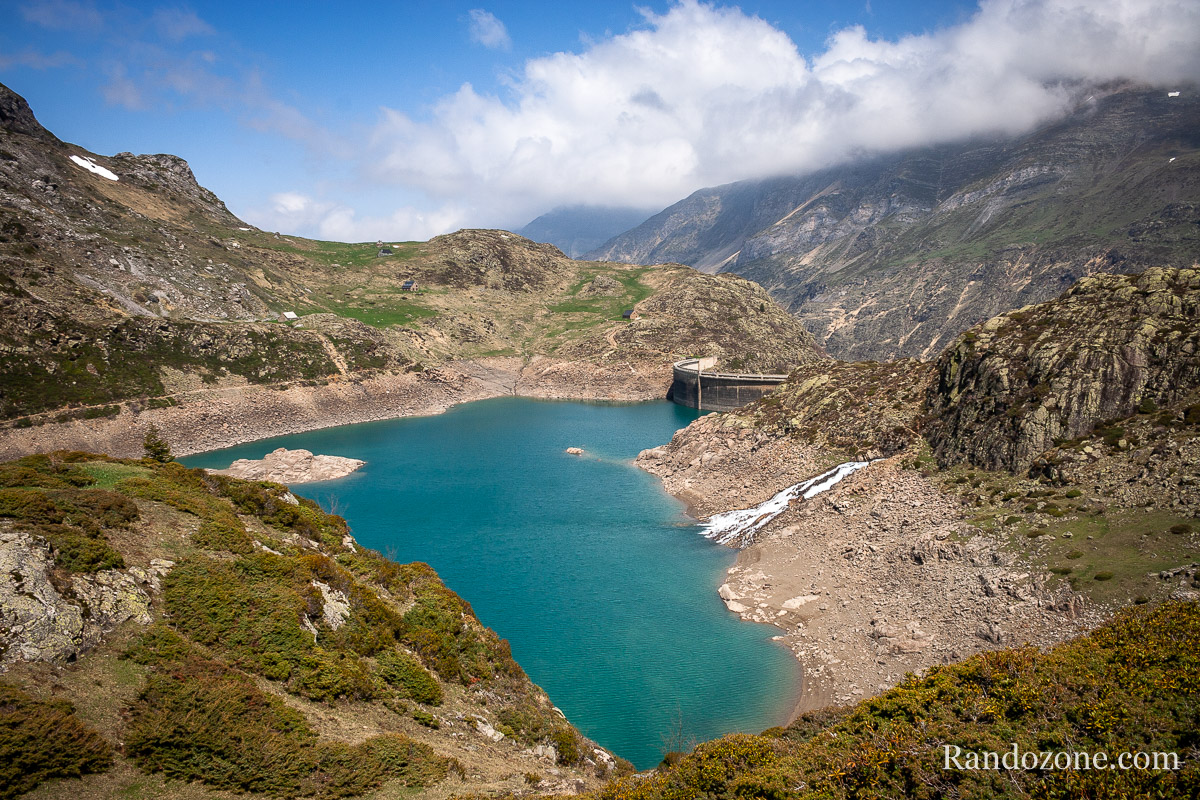 Lac des Gloriettes et le barrage des Gloriettes