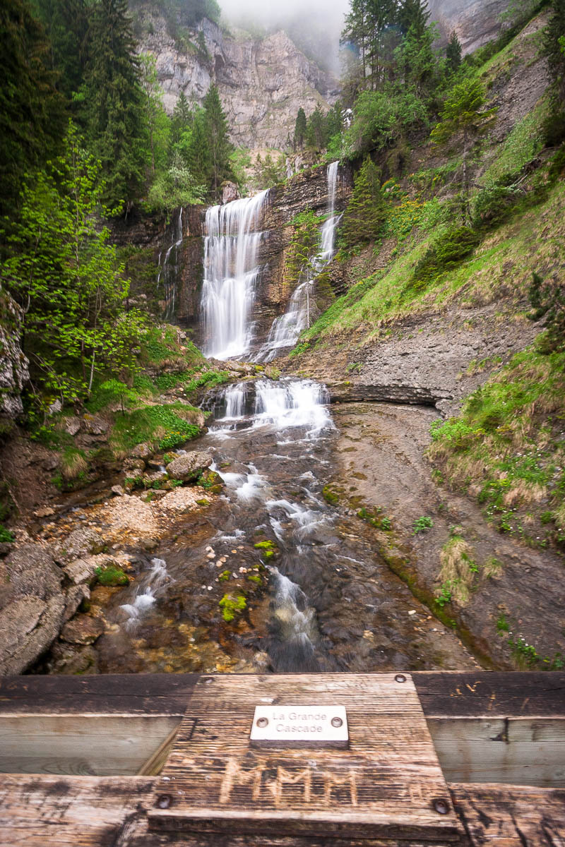 Grande cascade du cirque de Saint-Même depuis le pont