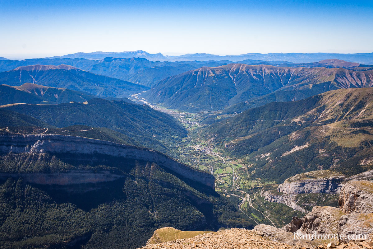 Belle vue sur les canyon espagnols depuis l'Escuzana