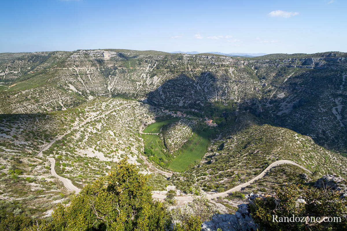 Majestueux cirque de Navacelles depuis Baume Auriol