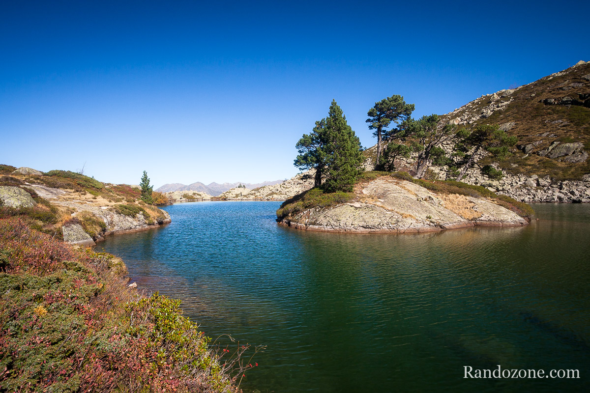 Lac de Bastampe et sa petite le
