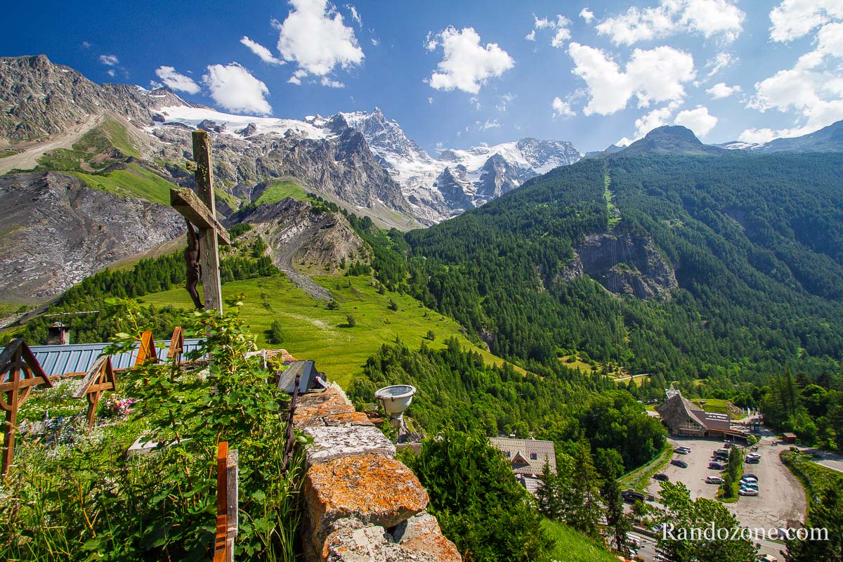 Vue sur le massif de La Meije depuis La Grave