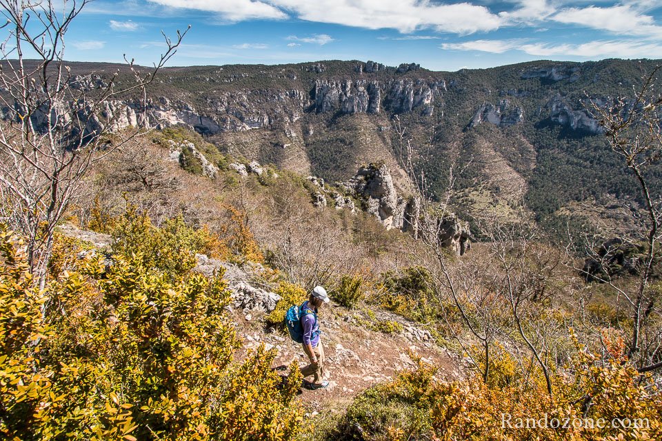 On entame la raide descente