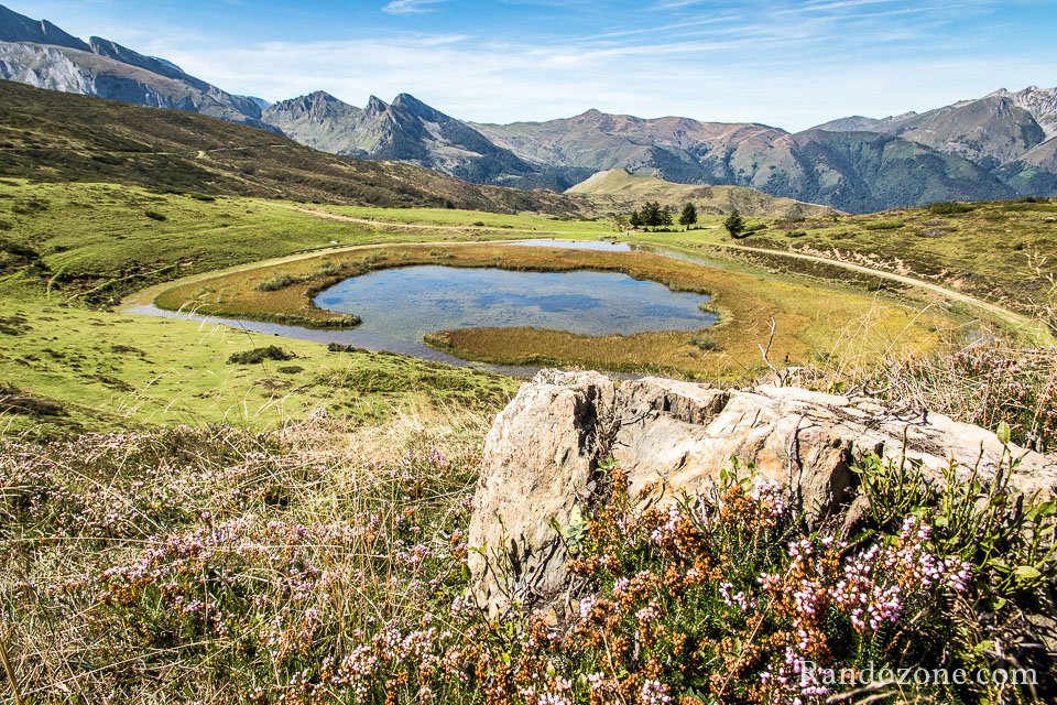 Belle vue sur le lac de Soum