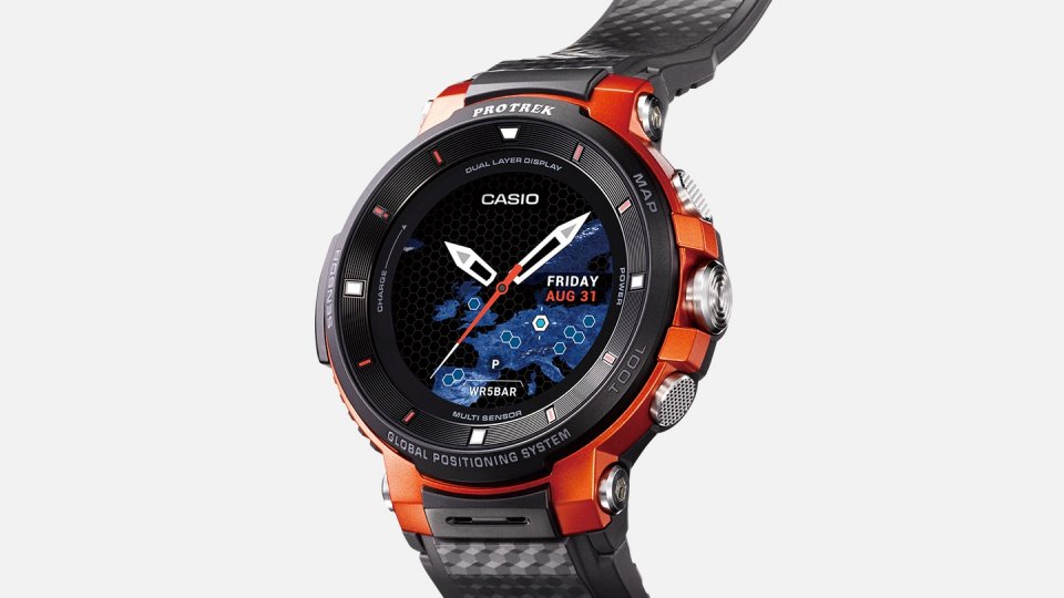 Montre connect�e Casio Protrek F30