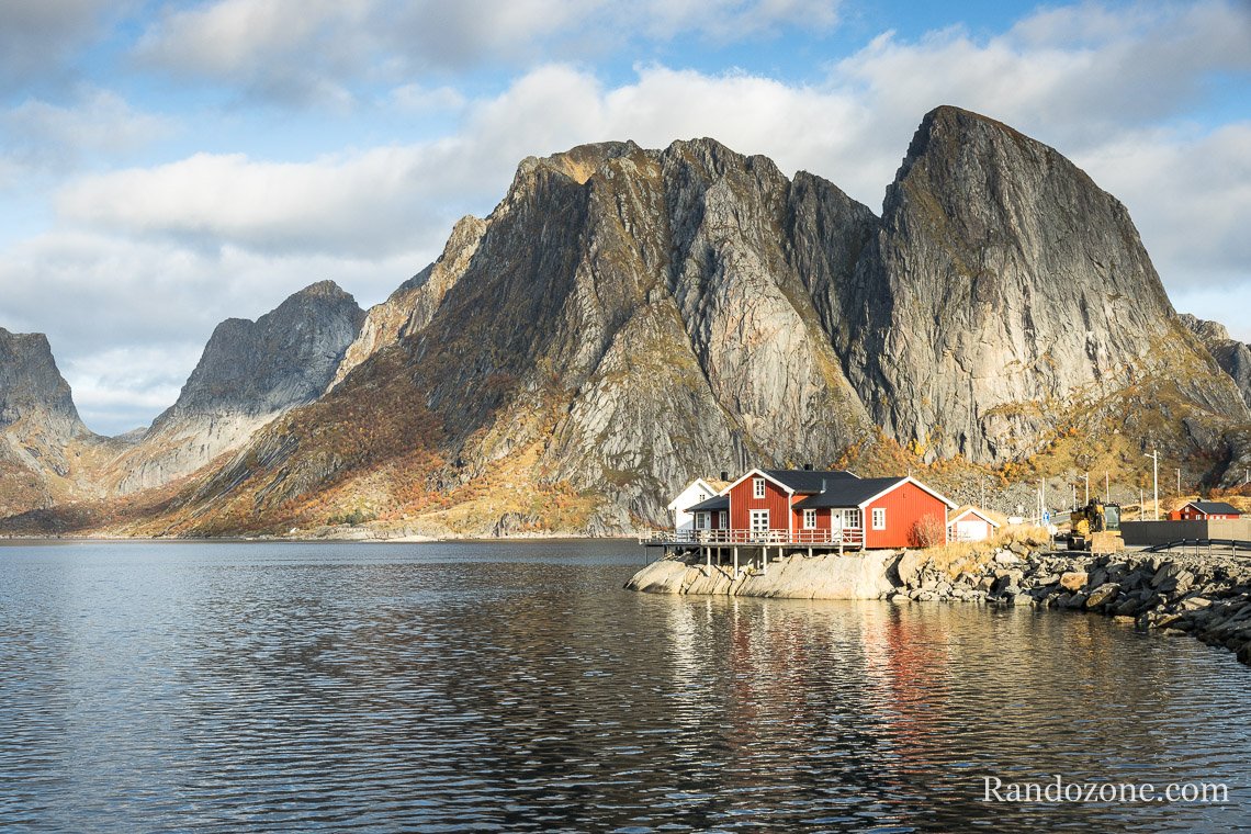 Maisons typiques dans les Lofoten en Norvge