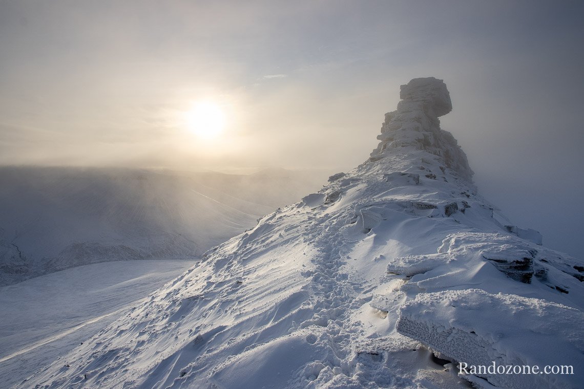 Sommet de Trollsteinen au Svalbard