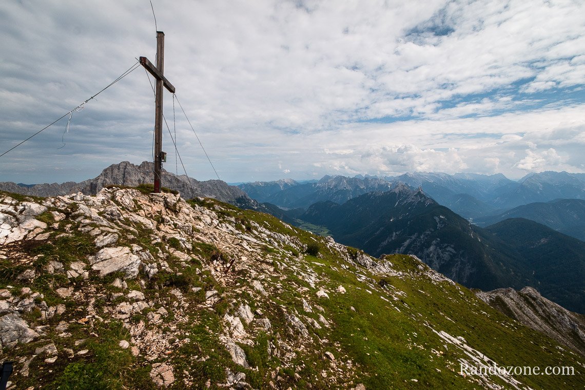 Croix au sommet du Gehrenspitze