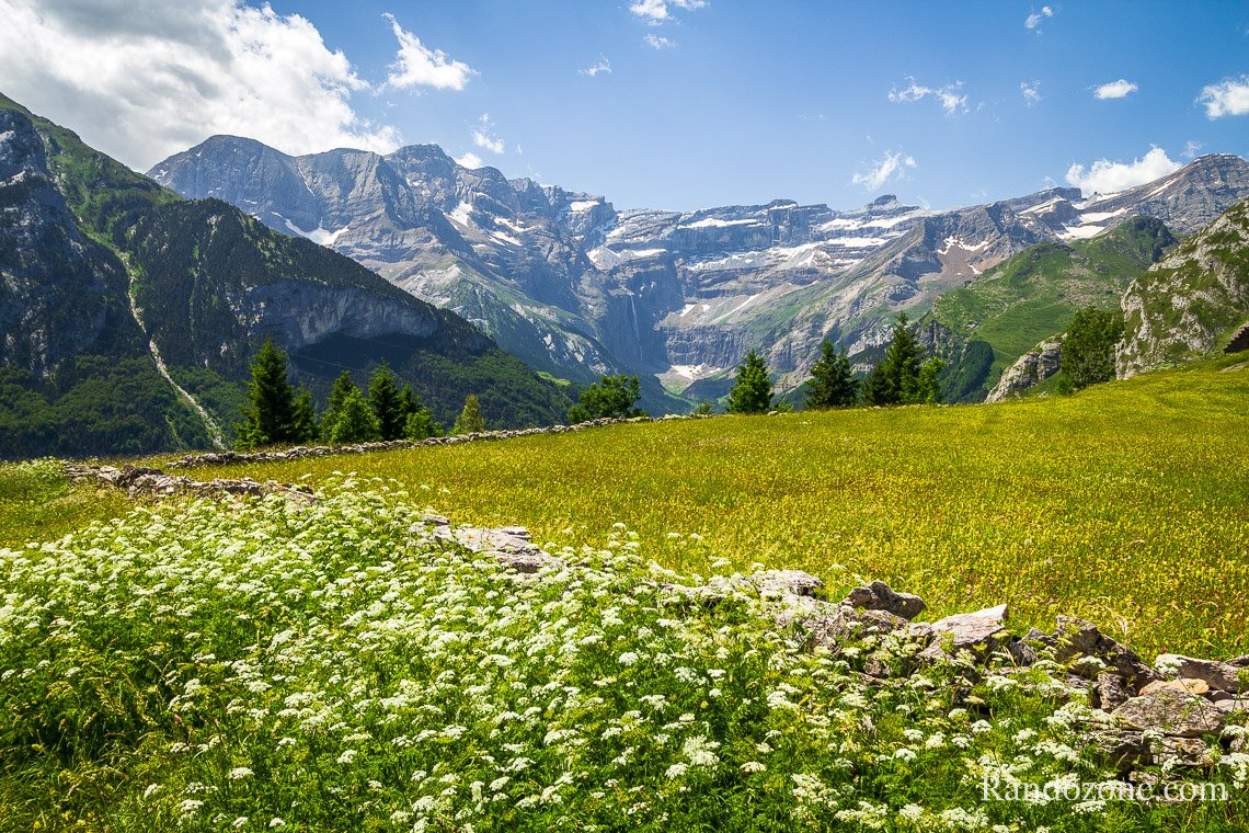 Cirque de Gavarnie depuis le plateau de Saugu