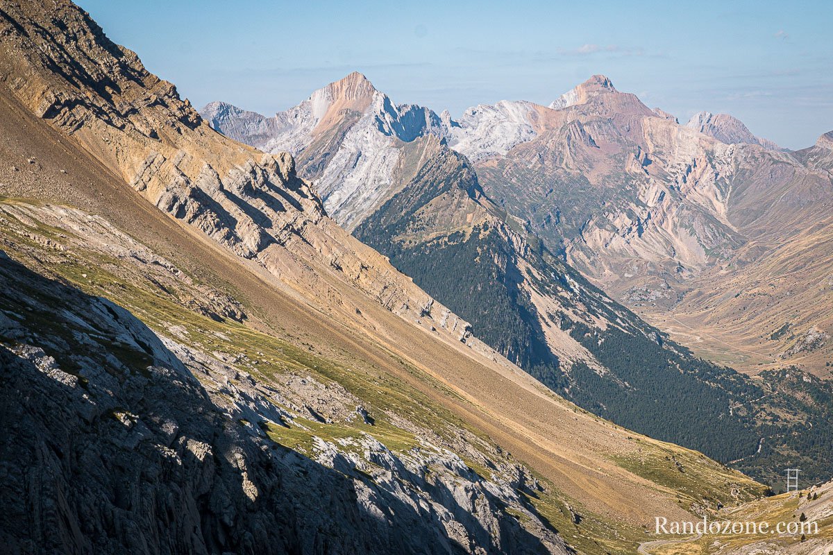 Sommets espagnols depuis le col de Boucharo