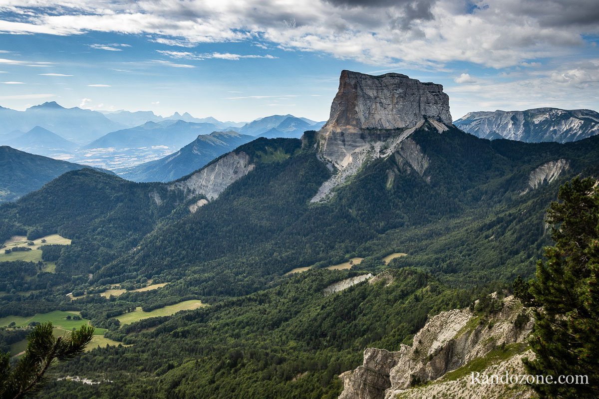 Mont Aiguille après une rude montée Mont Aiguille après une rude montée