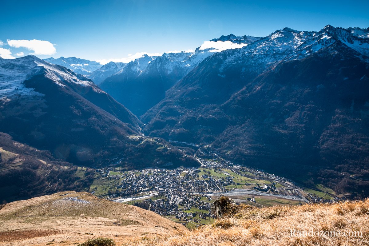 Le village de Luz tout en bas