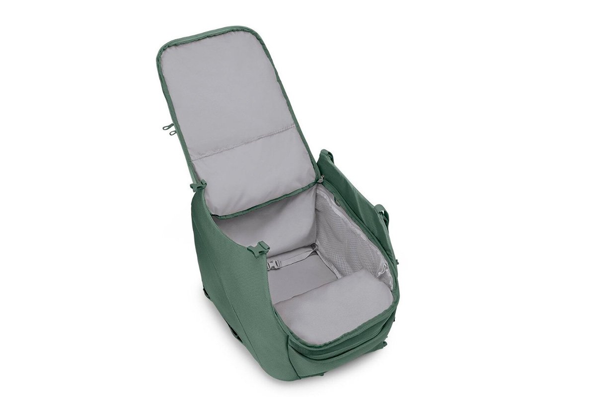 Sac de voyage Osprey Sojourn Porter 65 avec le rabat ouvert