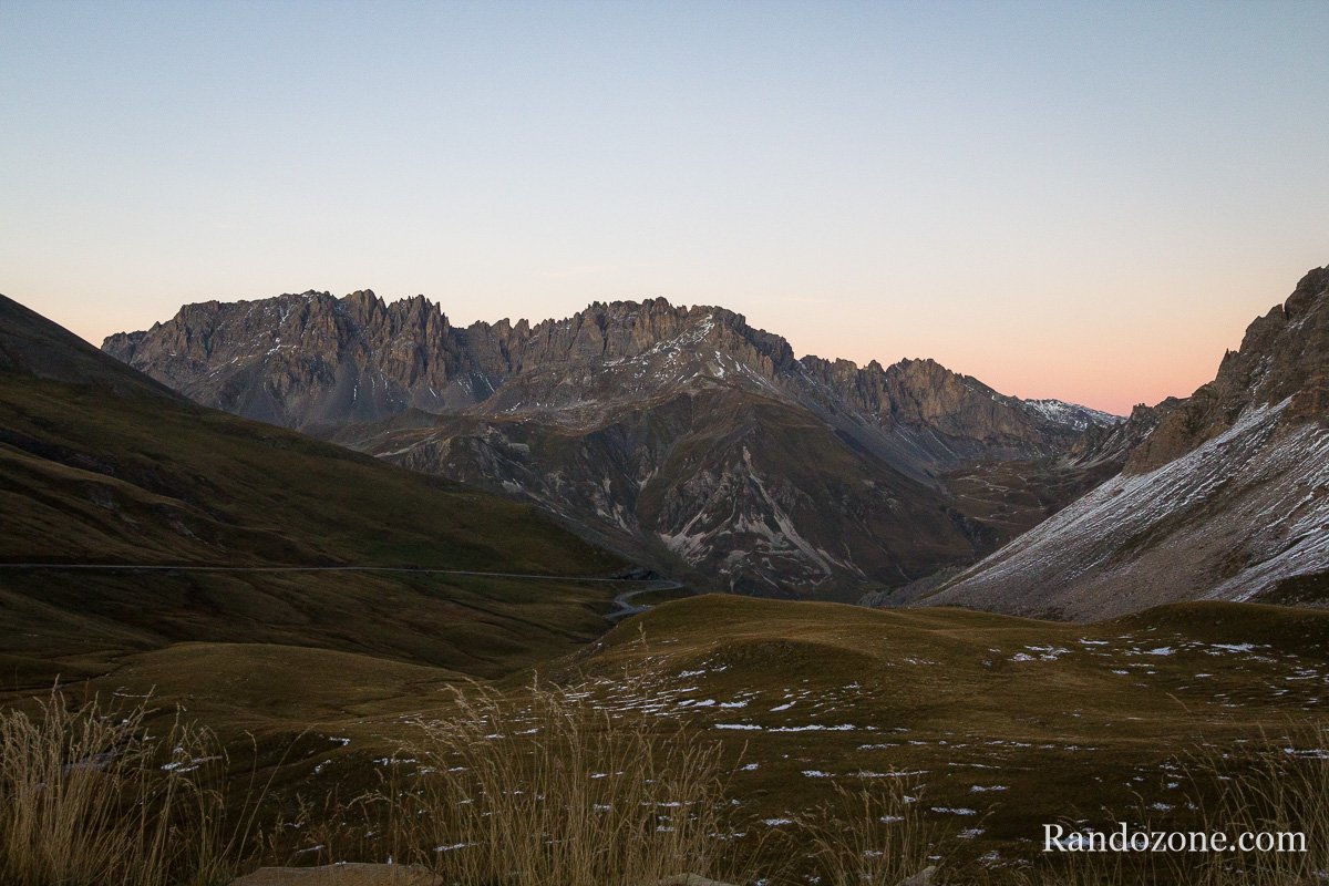 Le soleil se couche prs du col du Galibier