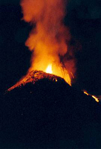 Volcan en éruption