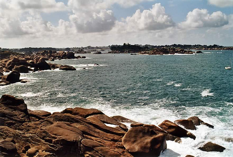 France : Mer et rochers en Bretagne