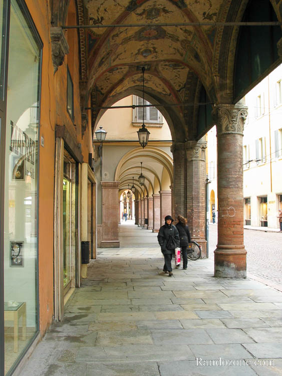 Italie : Plafonds de Modne