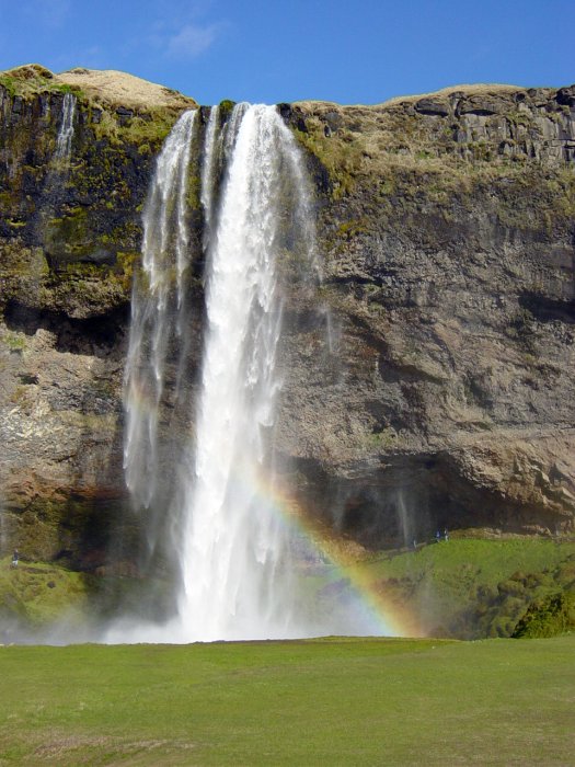 Islande : Cascade et arc en ciel