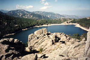 Lac de l'Ospédale en contrebas