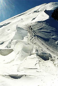 Une rude montée pendant l'ascension du Mont Blanc