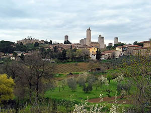 Village de San Gimignano en Italie