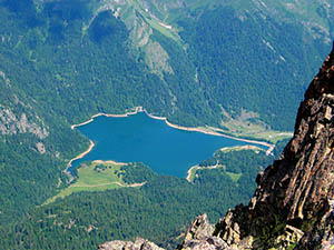 Lac de Bious artigues depuis le sommet de l'Ossau